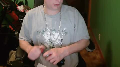 edwardaims_2please online show from 04/26/26, 03:04