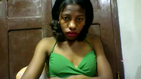 edwige770943 online show from 05/01/26, 02:49