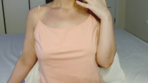 Snapshot of eelena4kiss chatting on 06/04/26, 08:04 eelena4kiss online show from 06/04/26, 08:04