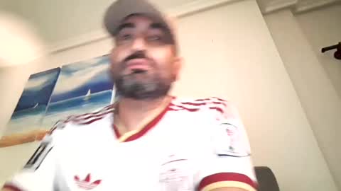 Snapshot of eemmee708927 chatting on 07/05/26, 04:47 eemmee708927 online show from 07/05/26, 04:47