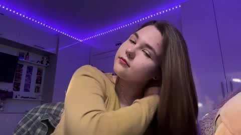 Linda online show from 05/13/26, 02:58