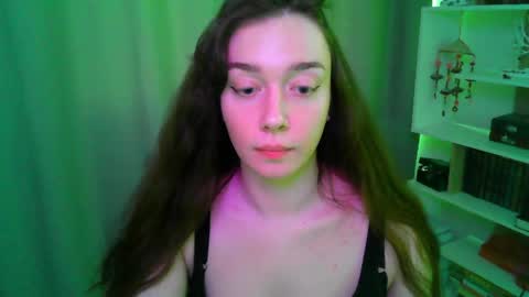 effie_balconii online show from 05/14/26, 04:03