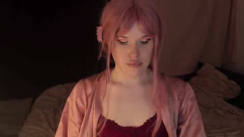 Effie Mur online show from 01/05/25, 04:16