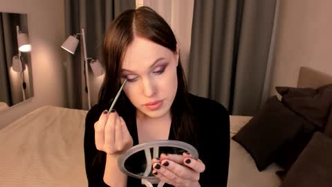 Effie Mur online show from 03/05/26, 09:33