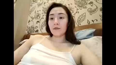 Effy online show from 04/22/26, 05:03