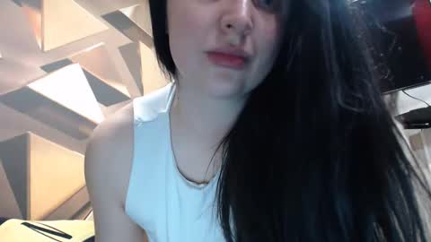 Effy online show from 04/28/26, 08:14