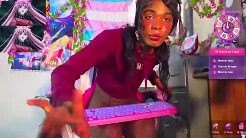 effy_marinn online show from 11/02/25, 12:18