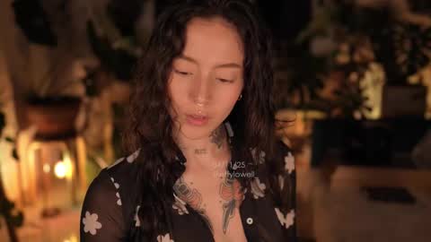 Effy online show from 11/05/25, 12:32