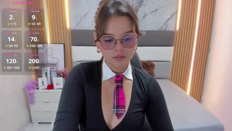  E F F Y  online show from 11/07/25, 07:14