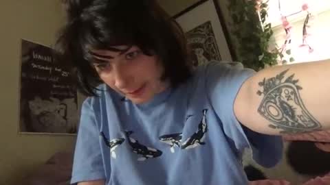 eggnog_and_booty online show from 05/21/26, 11:39