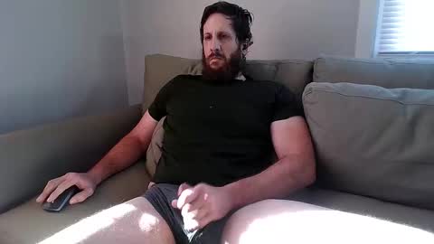 Snapshot of eggplantout chatting on 12/06/24, 03:44 Eggplant Out online show from 12/06/24, 03:44