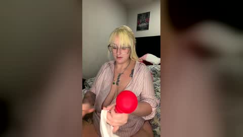 Egyptiancottxn online show from 04/21/26, 09:28