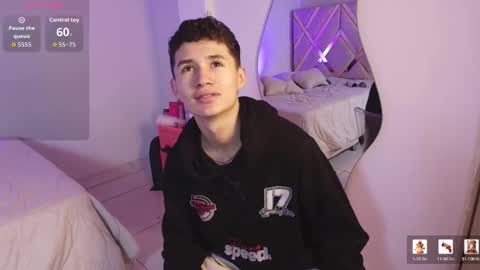 Snapshot of eiden_blake chatting on 01/12/26, 11:32 Eiden Blake online show from 01/12/26, 11:32