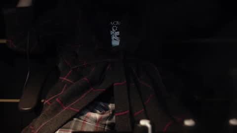 eighthundredeightyeight online show from 02/02/25, 05:48