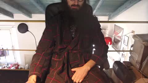 eighthundredeightyeight online show from 02/15/25, 09:16