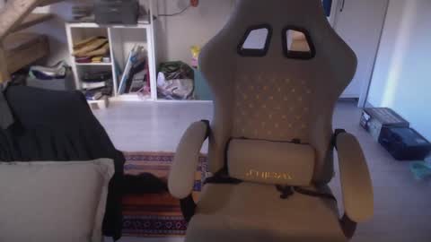 eighthundredeightyeight online show from 12/14/25, 12:32