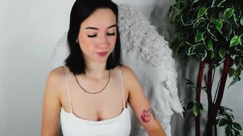 Snapshot of eileenmoores chatting on 09/13/25, 07:19 eileenmoores online show from 09/13/25, 07:19