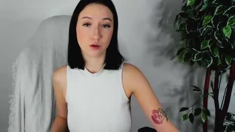 Snapshot of eileenmoores chatting on 09/26/25, 06:50 eileenmoores online show from 09/26/25, 06:50