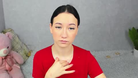 eileenmoores online show from 12/02/25, 07:14