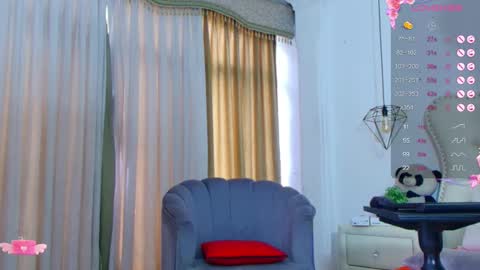 Eilyn Millan online show from 01/07/25, 03:33