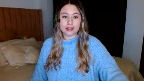 Snapshot of eimy_collin chatting on 05/19/26, 07:04 EIMY MODEL INDEPENDENT online show from 05/19/26, 07:04