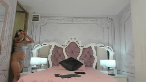 eimy_grey4u online show from 02/03/26, 11:32