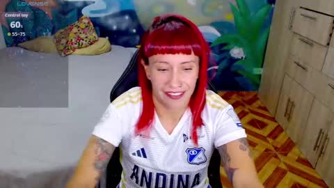 Snapshot of eimy_lorens chatting on 05/29/26, 11:25 EIMY online show from 05/29/26, 11:25