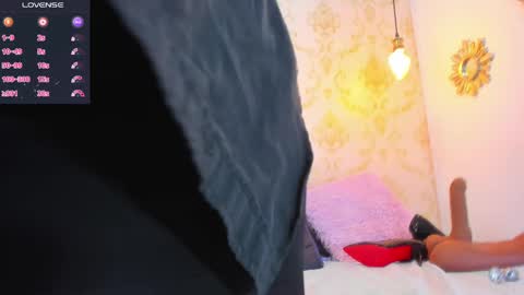 Eimy online show from 02/19/25, 12:25