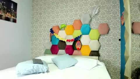 Eimy online show from 04/21/26, 12:33