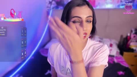 Eimyflorian online show from 11/04/25, 12:04