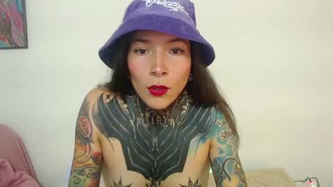 Carla online show from 01/08/25, 06:52