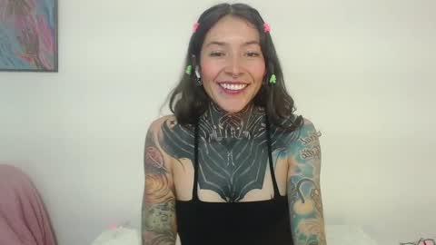 Carla online show from 01/11/25, 03:09