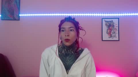 Carla online show from 02/13/25, 12:21