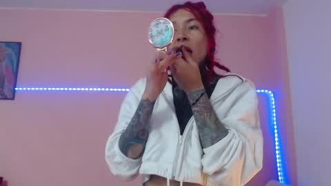 Carla online show from 03/01/25, 06:43