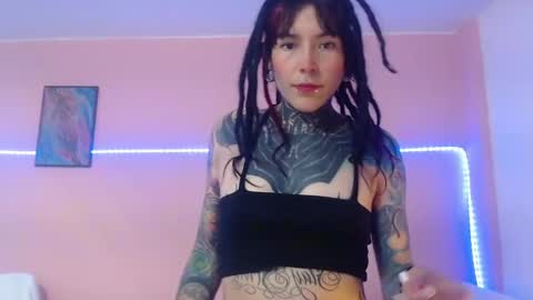 Carla online show from 03/07/25, 07:49