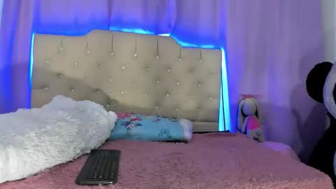 eimyy_rouse online show from 02/01/26, 12:09