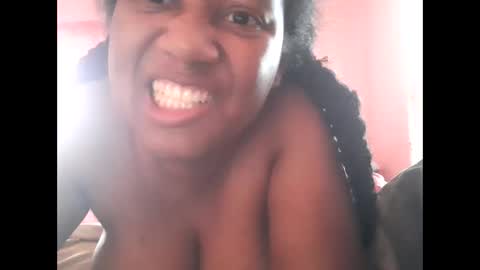 Eirondra Valeen online show from 11/22/25, 10:14