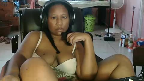 Snapshot of eirondra_valeen chatting on 04/26/26, 03:10 Eirondra Valeen online show from 04/26/26, 03:10