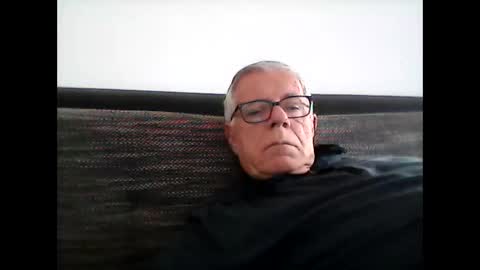 eisbaer1957 online show from 12/14/25, 12:10