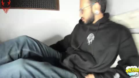 Snapshot of eithan_rune chatting on 01/12/26, 08:19 eithan_rune online show from 01/12/26, 08:19