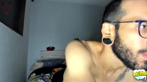 Snapshot of eithan_rune chatting on 02/25/26, 02:32 eithan_rune online show from 02/25/26, 02:32