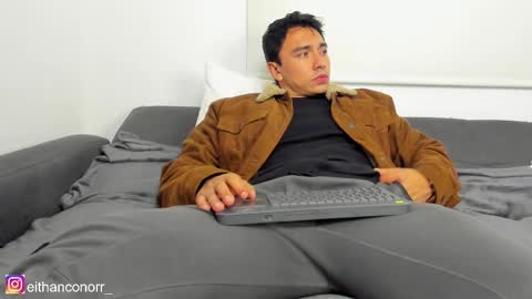 Snapshot of eithanconor1 chatting on 02/15/26, 03:03 EITHAN CONOR online show from 02/15/26, 03:03