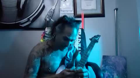 ThongLover6869 online show from 02/15/26, 10:14