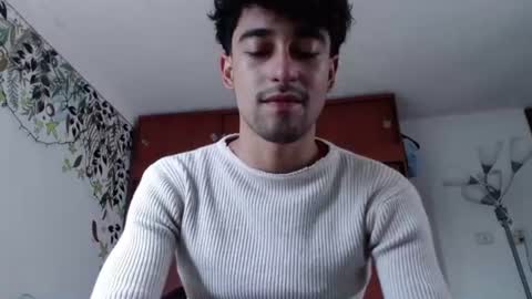 xoxo online show from 12/26/24, 08:11