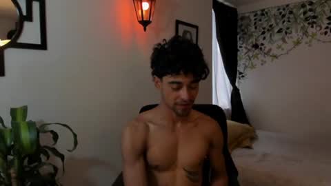 xoxo online show from 01/08/25, 09:23