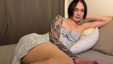 Sweeet popcorn online show from 11/18/25, 03:12