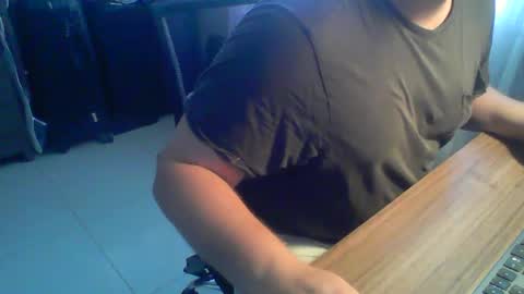 Juan Pablo M online show from 02/25/25, 09:24