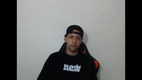Instagram BelowAbajo online show from 05/13/26, 02:53