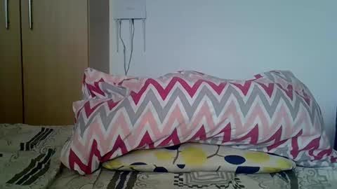 petite online show from 01/13/25, 12:56