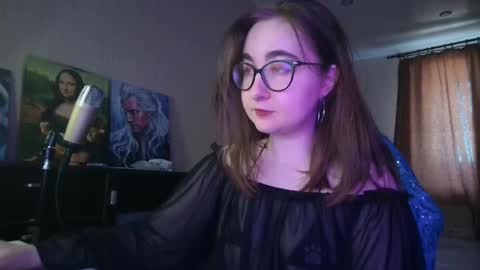 If you like it when I meow give me a thumbs up online show from 02/14/25, 10:17